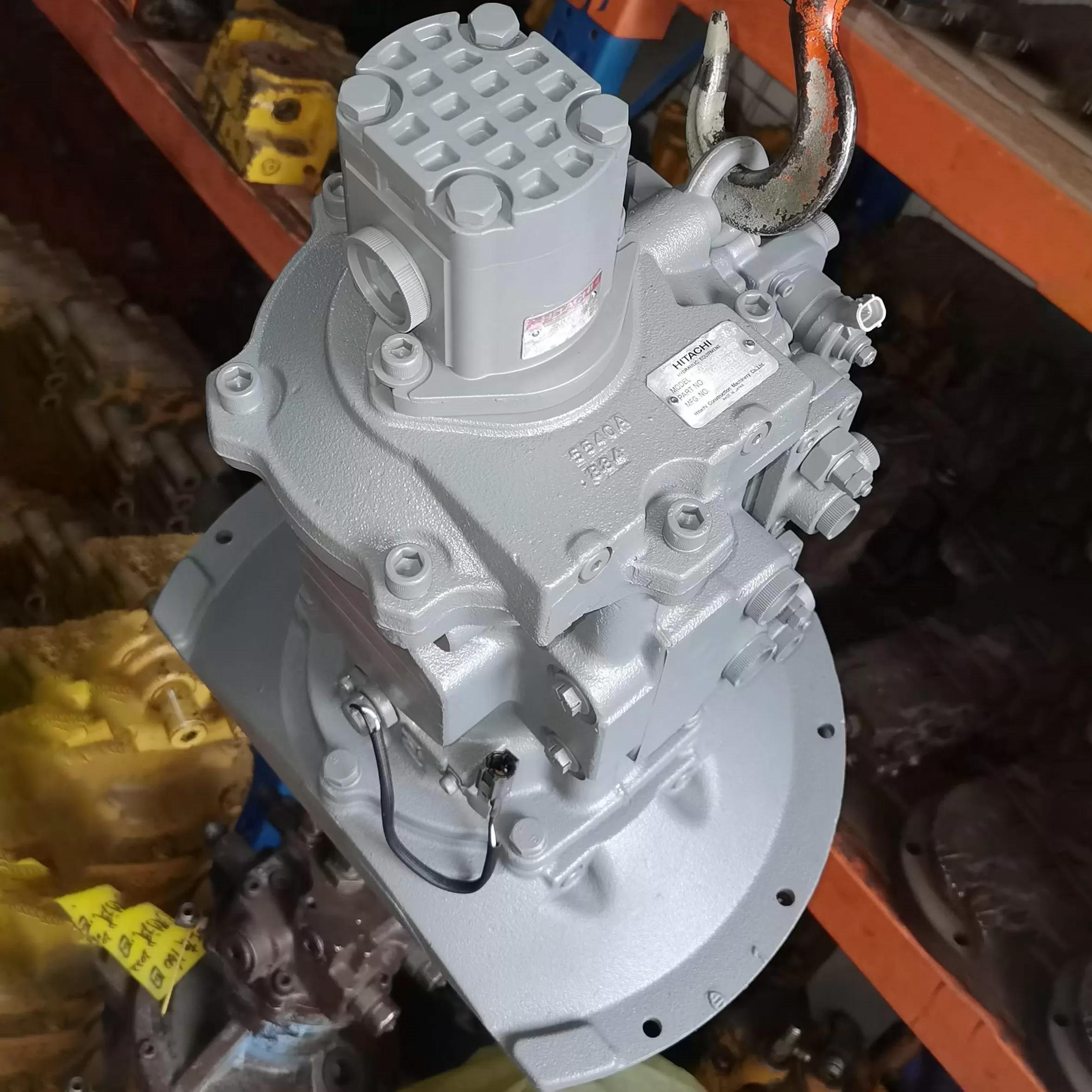 ZX120-6 Main pumpl HPK055AT-18B 9227923