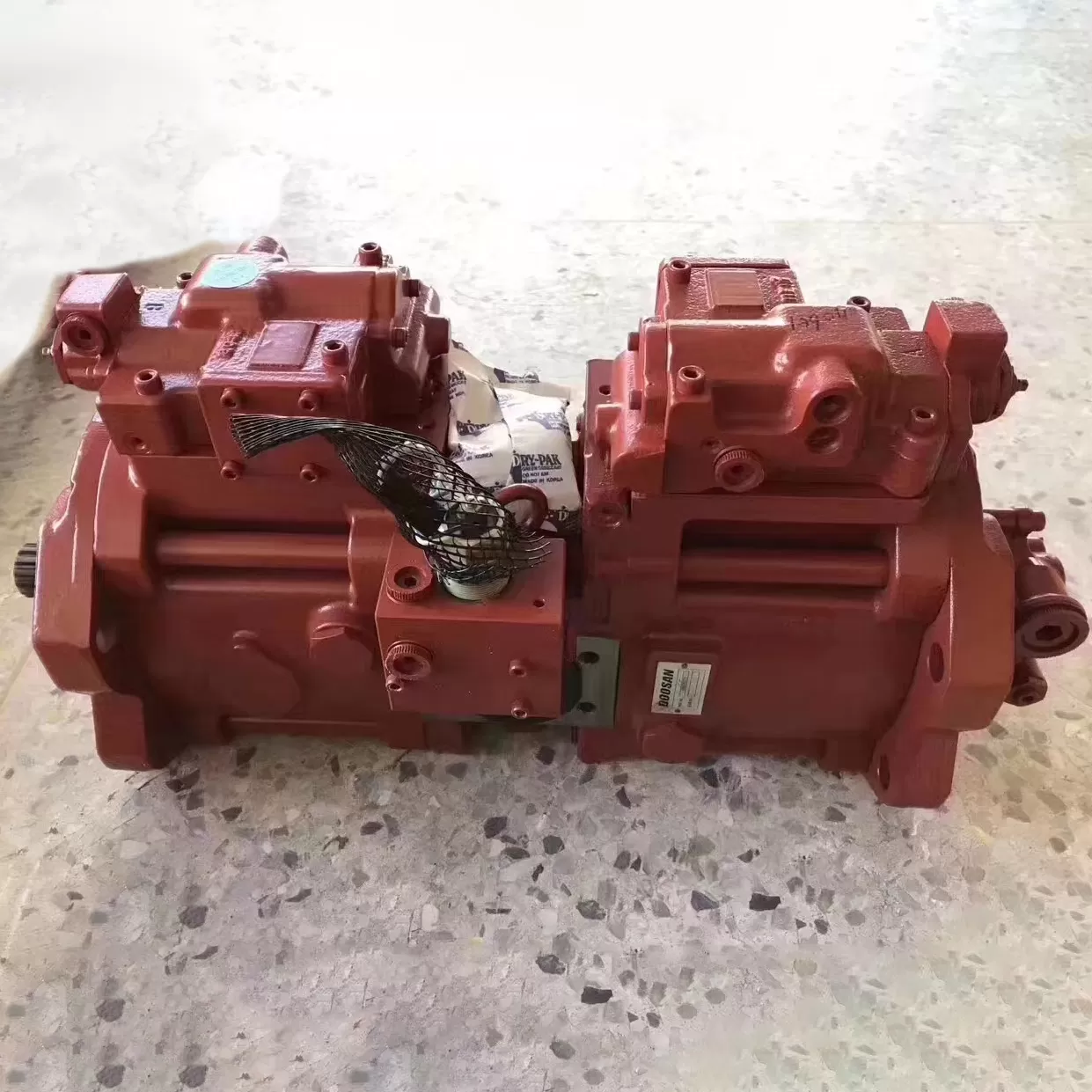 Construction Machinery Parts S220LC-3 S220LC-V S225LC-V DH225-7 K3V112DT-115R-HN0V Excavator Main Pump