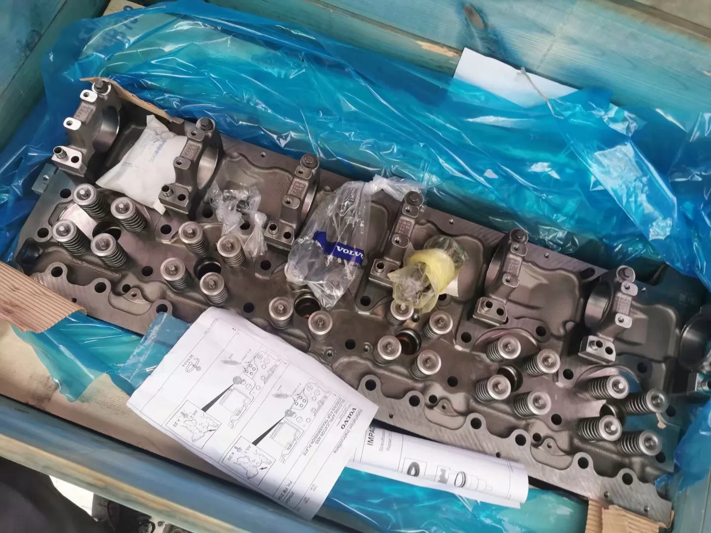 VOLVO Engine Block and Cylinder Head